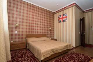 Гостиница Бристоль Брянск Стандартный двухместный номер с 1 кроватью-1