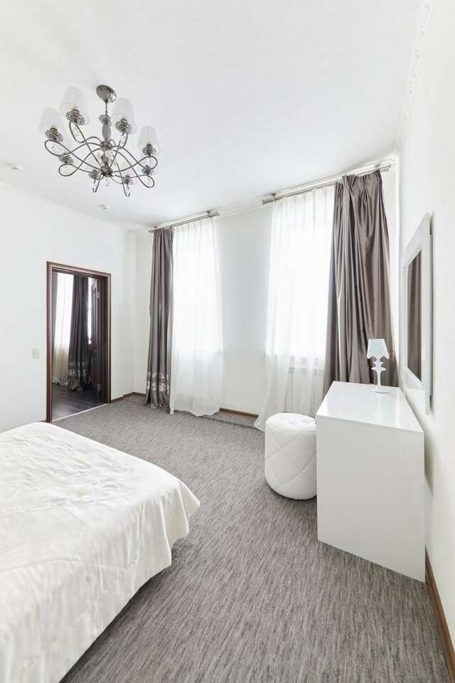 Гостиница Бристоль Брянск-211